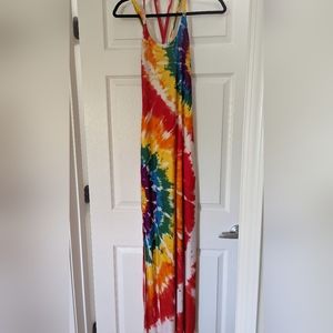 Fun tie dye maxi dress size Small